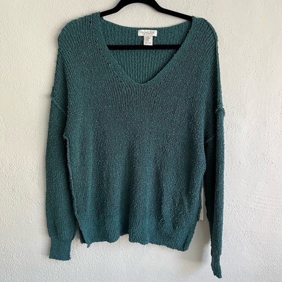Rachel Zoe Woman Green V-Neck  Oversized Sweater, Size M - Picture 8 of 16